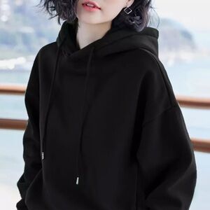 NWT black sweatshirt hoodie size M